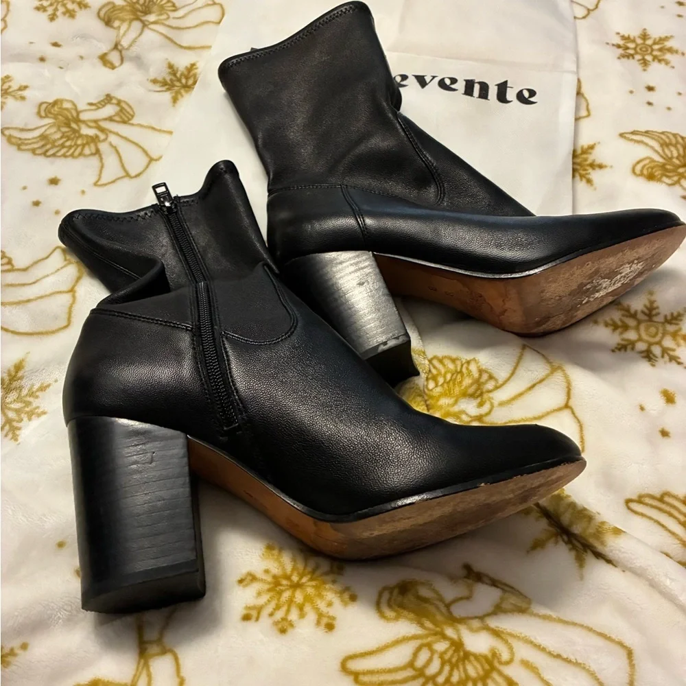 Coach Bond Napa Block Mid Calf Stacked Heels - Picture 1 of 8
